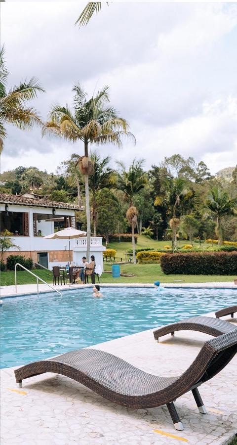 Club Campestre Hacienda Fizebad El Retiro (Antioquia) Exterior photo